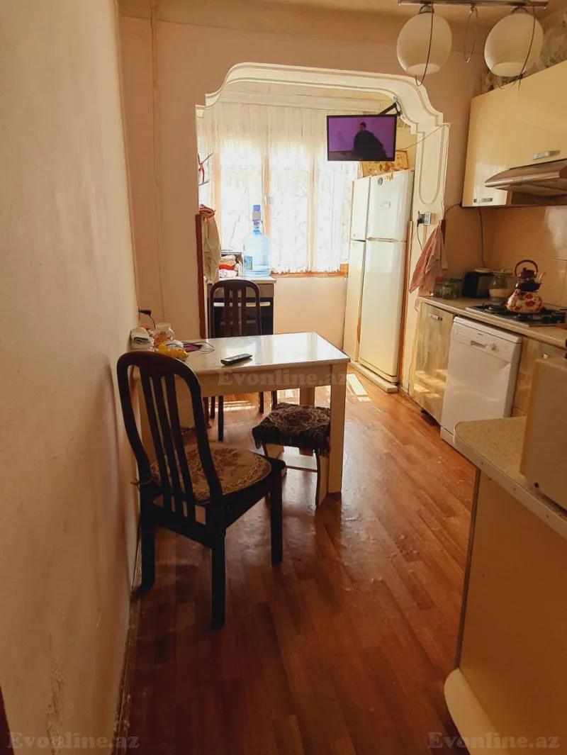 Satılır 3 otaqlı Mənzil Köhnə tikili 75 m² Həzi Aslanov - şəkil 8