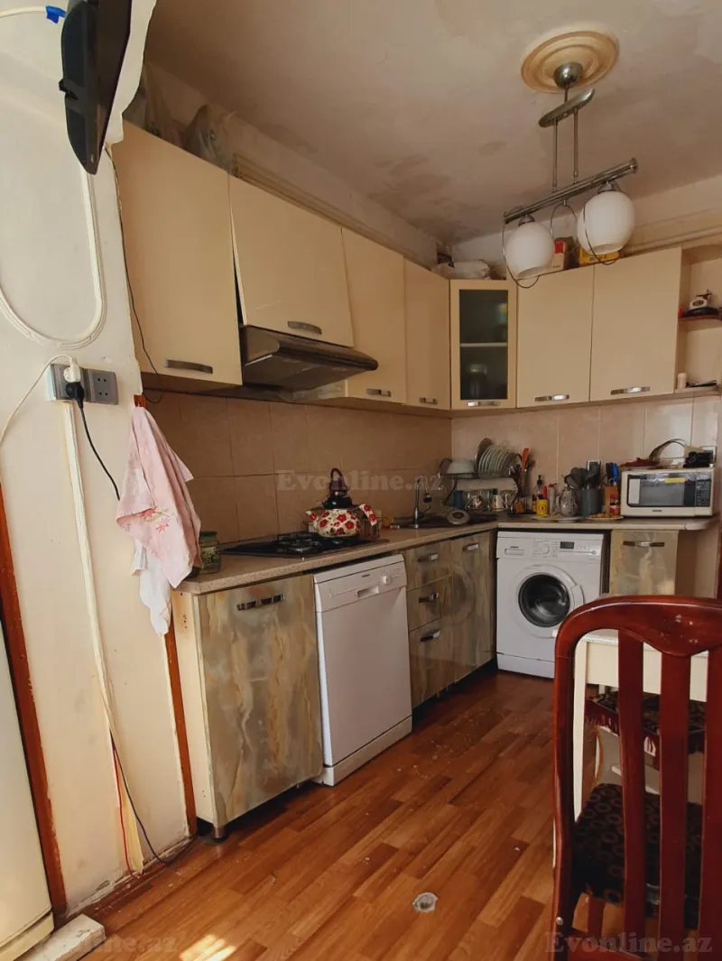 Satılır 3 otaqlı Mənzil Köhnə tikili 75 m² Həzi Aslanov - şəkil 9