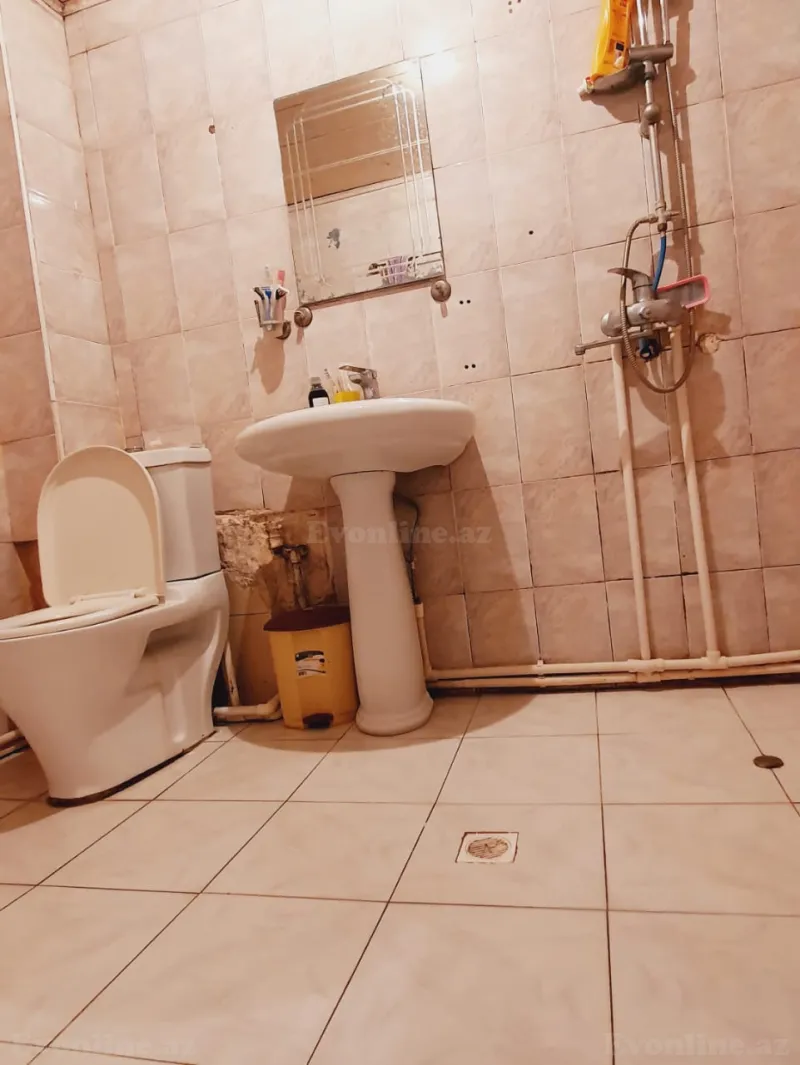 Satılır 3 otaqlı Mənzil Köhnə tikili 75 m² Həzi Aslanov - şəkil 16