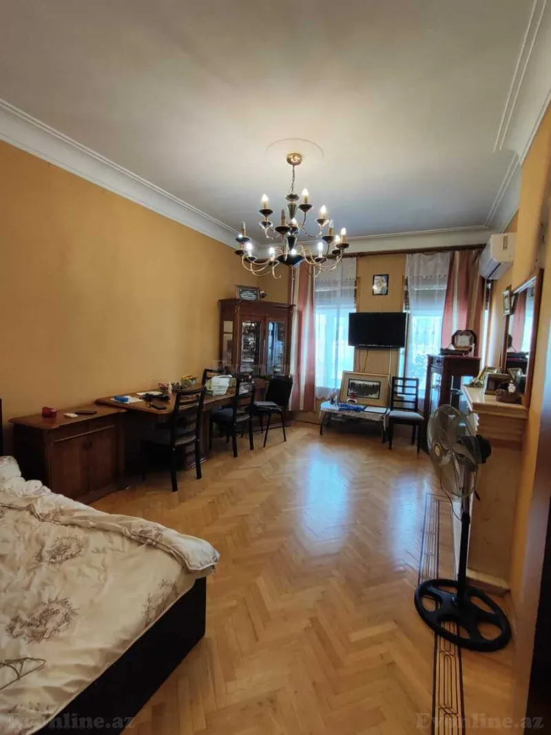 Satılır 3 otaqlı Mənzil Köhnə tikili 70 m² 28 May m. - şəkil 3