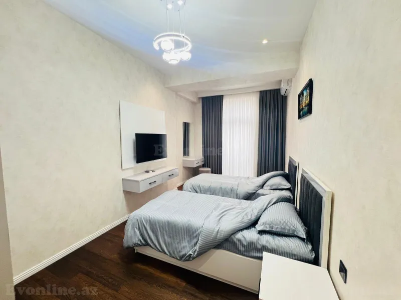 Kirayə verilir 5 otaqlı Mənzil Yeni tikili 220 m² Elmlər Akademiyası m. - şəkil 8