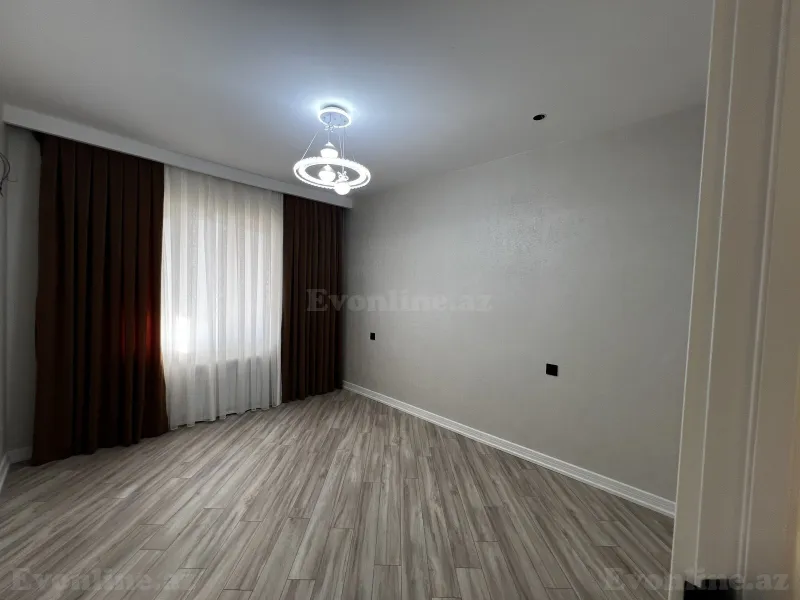 Satılır 2 otaqlı Mənzil Köhnə tikili 65 m² Xalqlar Dostluğu m. - şəkil 2