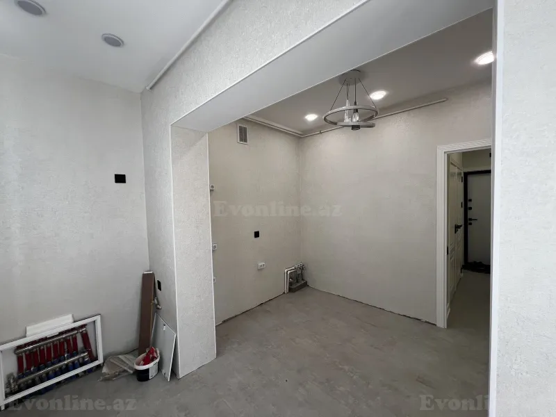Satılır 2 otaqlı Mənzil Köhnə tikili 65 m² Xalqlar Dostluğu m. - şəkil 15