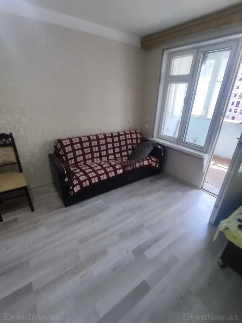 Kirayə verilir 2 otaqlı Mənzil Köhnə tikili 47 m² Qara Qarayev m. - şəkil 3