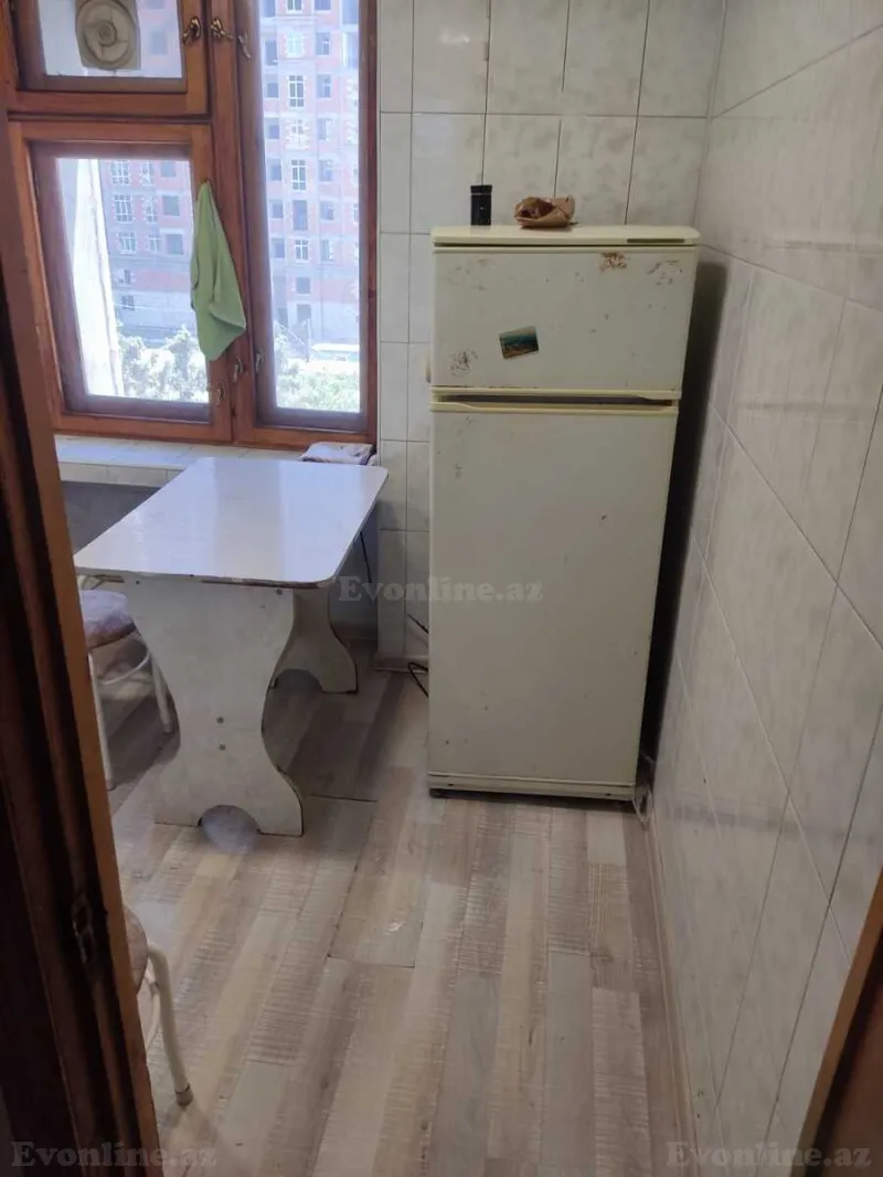 Kirayə verilir 2 otaqlı Mənzil Köhnə tikili 47 m² Qara Qarayev m. - şəkil 9
