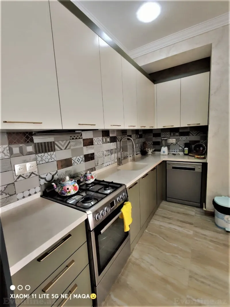 Kirayə verilir 2 otaqlı Mənzil Yeni tikili 103 m² 28 May m. - şəkil 14