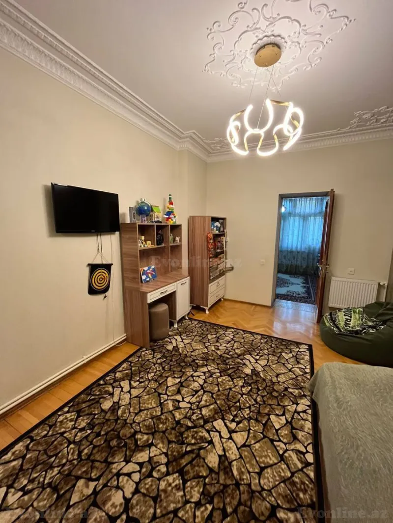 4 otaqlı Mənzil 115 m² Nəsimi r. Satılır
