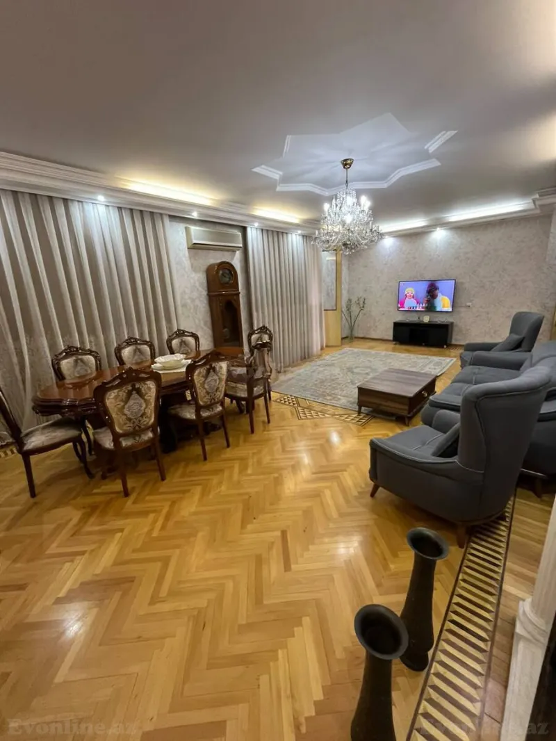 Satılır 4 otaqlı Mənzil Köhnə tikili 115 m² Nəsimi r. - şəkil 4