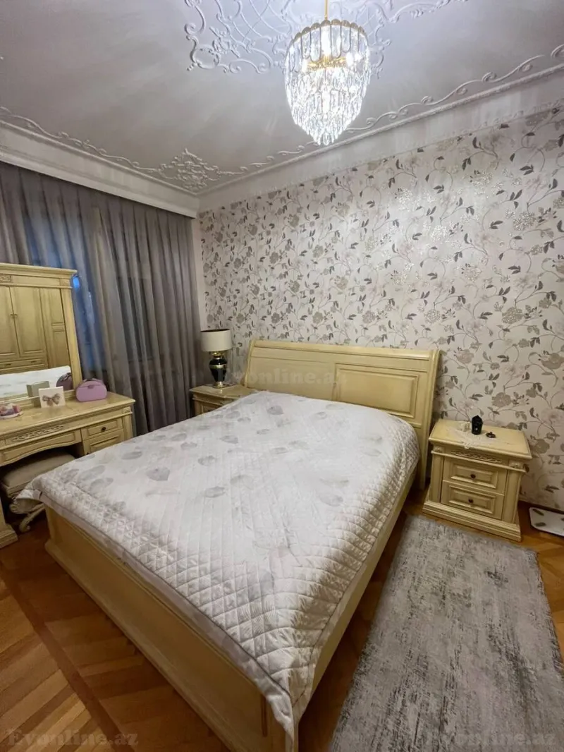 Satılır 4 otaqlı Mənzil Köhnə tikili 115 m² Nəsimi r. - şəkil 9