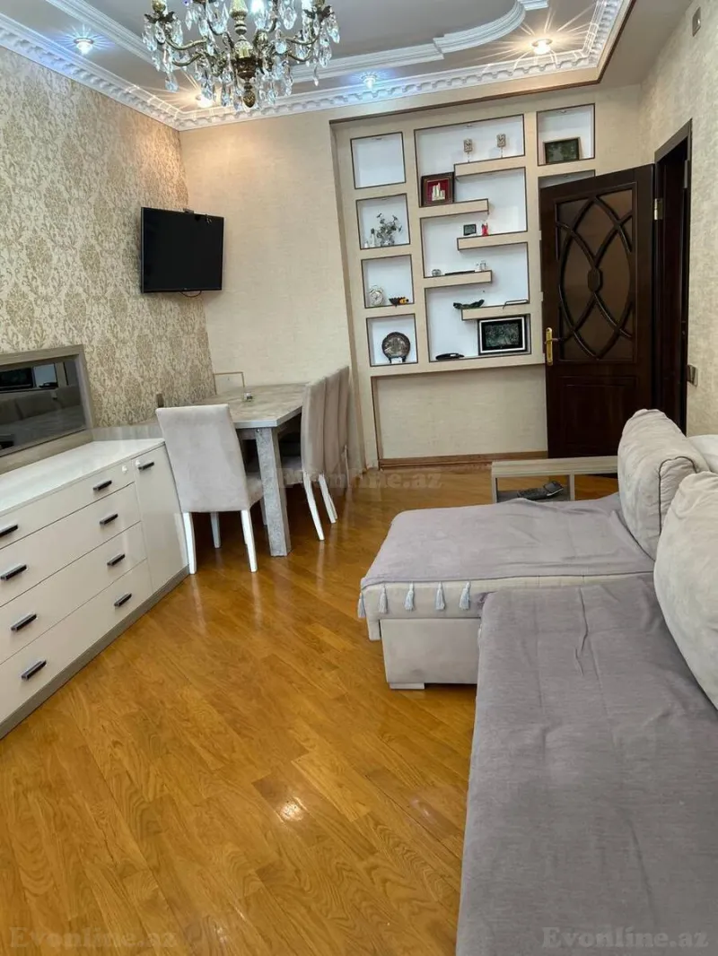 Kirayə verilir 2 otaqlı Mənzil Yeni tikili 70 m² Neftçilər m.