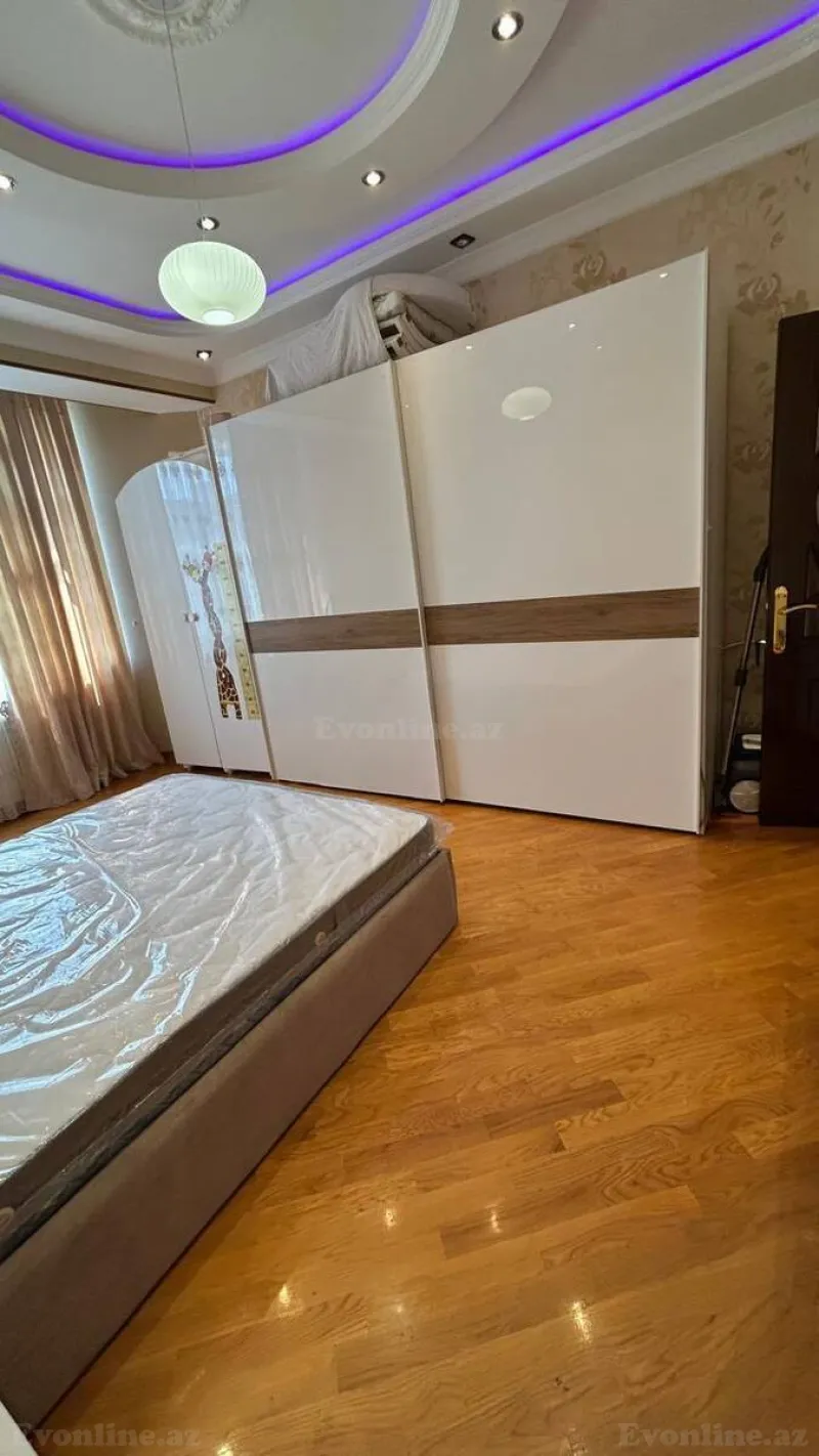 Kirayə verilir 2 otaqlı Mənzil Yeni tikili 70 m² Neftçilər m. - şəkil 6