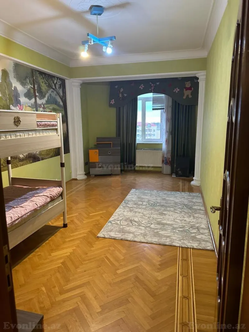 Satılır 3 otaqlı Mənzil Yeni tikili 180 m² İnşaatçılar m. - şəkil 8