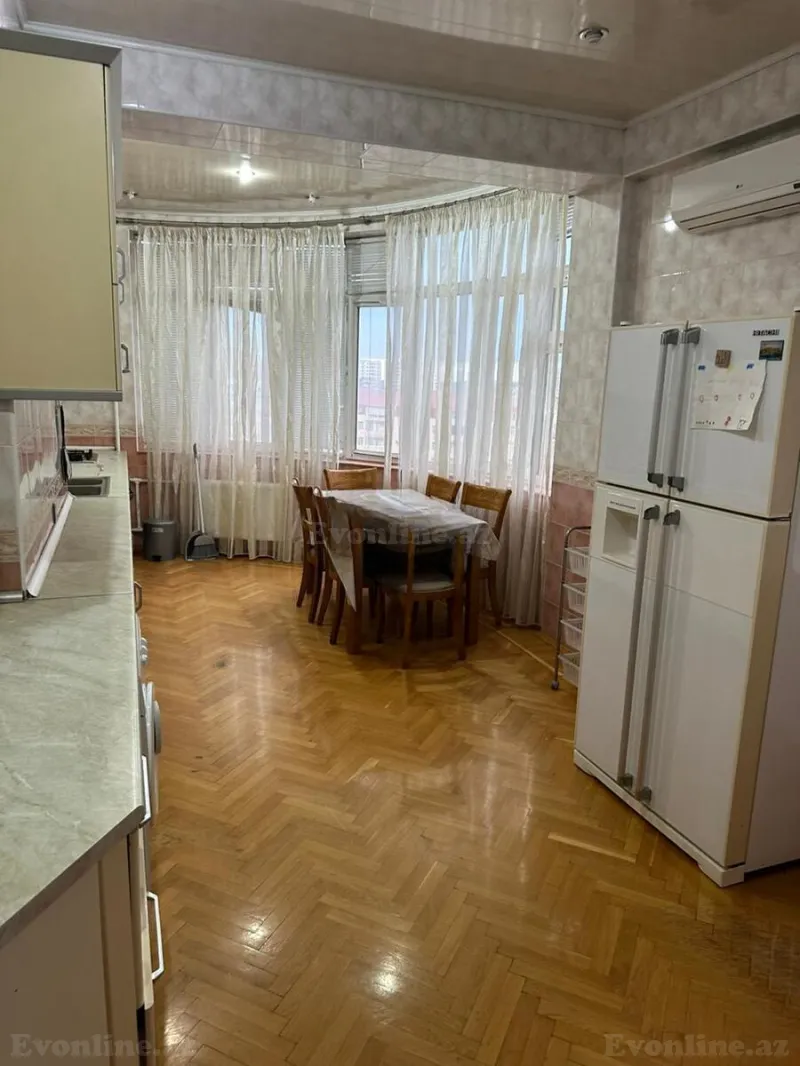 Satılır 3 otaqlı Mənzil Yeni tikili 180 m² İnşaatçılar m. - şəkil 10