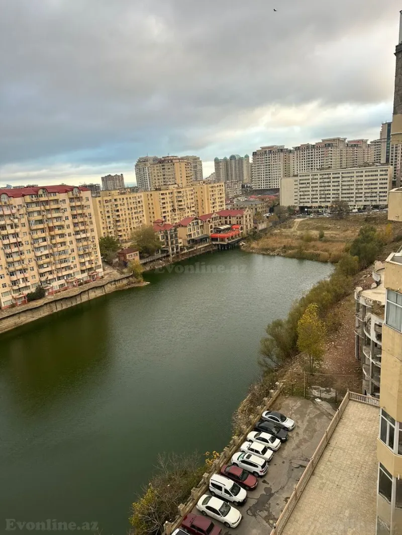 Satılır 3 otaqlı Mənzil Yeni tikili 180 m² İnşaatçılar m. - şəkil 14