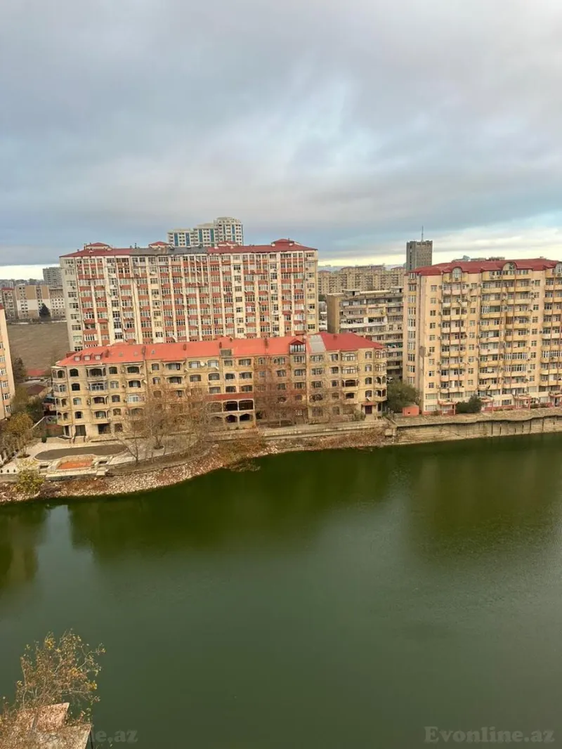 Satılır 3 otaqlı Mənzil Yeni tikili 180 m² İnşaatçılar m. - şəkil 15