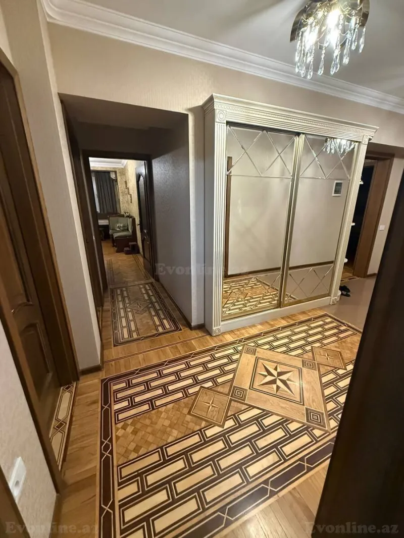 Satılır 4 otaqlı Mənzil Köhnə tikili 120.3 m² Bayıl - şəkil 9