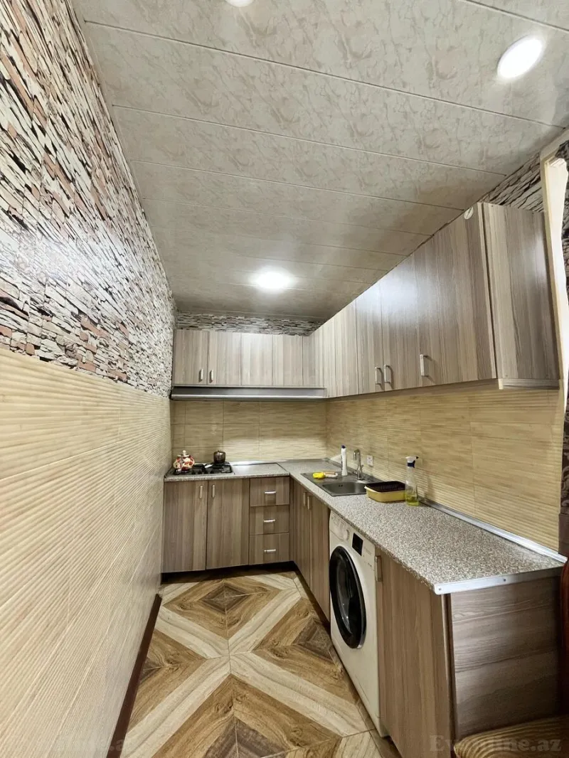 Kirayə verilir 3 otaqlı Mənzil Köhnə tikili 80 m² İnşaatçılar m. - şəkil 10