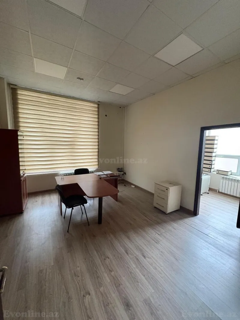 Satılır Ofis 140 m² Səbail r. - şəkil 3