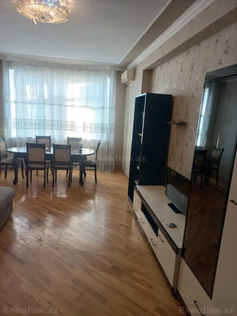 Kirayə verilir 2 otaqlı Mənzil Yeni tikili 100 m² 20 Yanvar m.