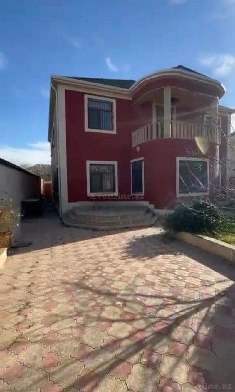 8 otaqlı Həyət evi 230 m² Saray Satılır