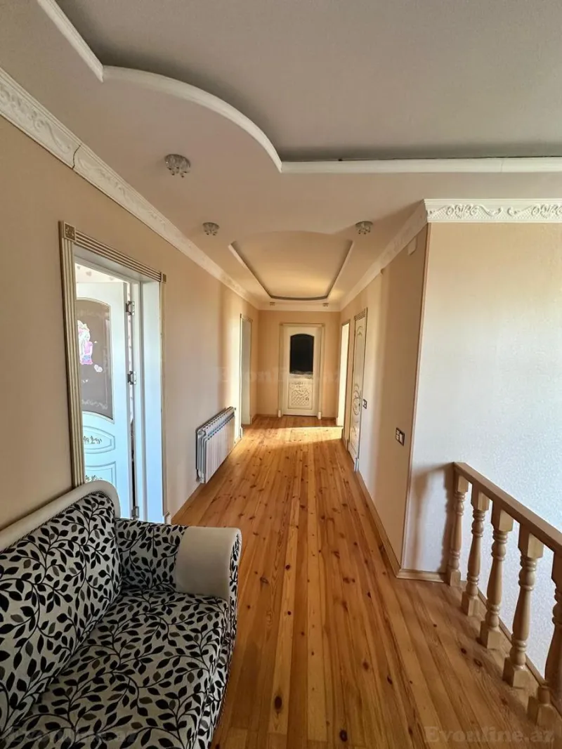Satılır 8 otaqlı Həyət evi 230 m² Saray - şəkil 4