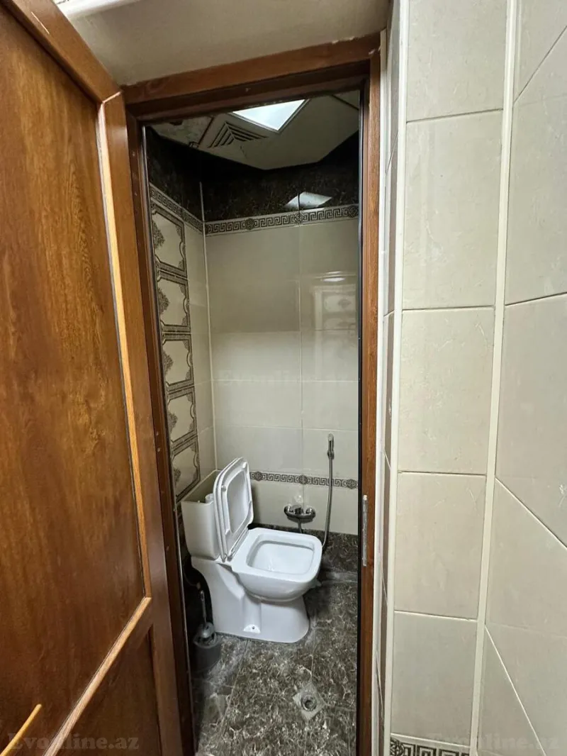 Satılır 8 otaqlı Həyət evi 230 m² Saray - şəkil 8