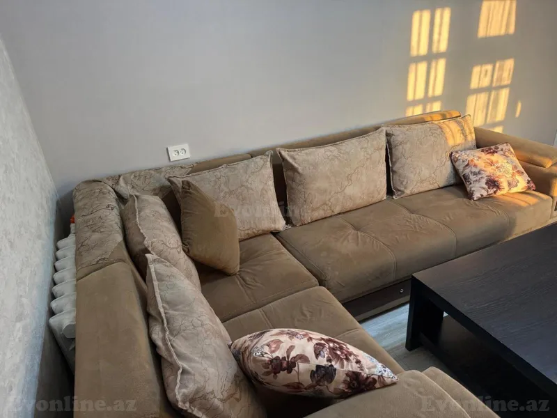 Kirayə verilir 2 otaqlı Mənzil Köhnə tikili 68 m² Bakıxanov - şəkil 2