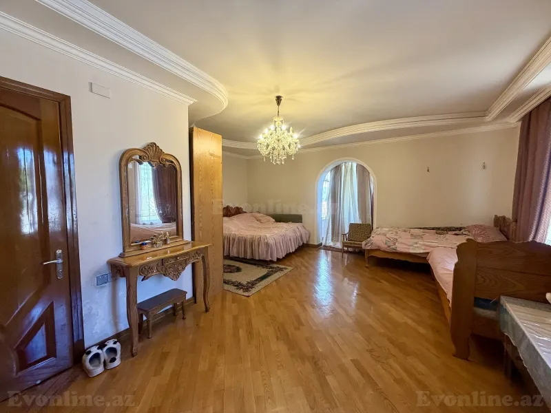 Satılır 7 otaqlı Həyət evi 300 m² Biləcəri - şəkil 14