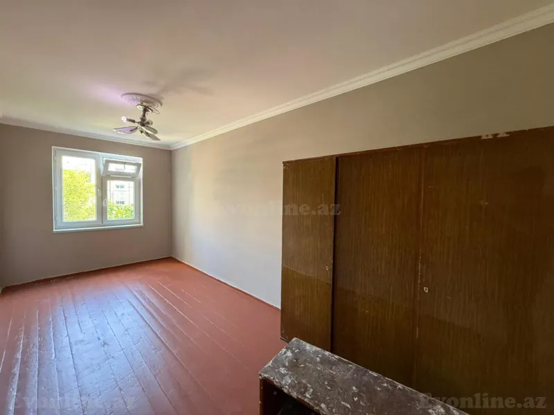 Satılır 2 otaqlı Mənzil Köhnə tikili 55 m² Neftçilər m. - şəkil 3
