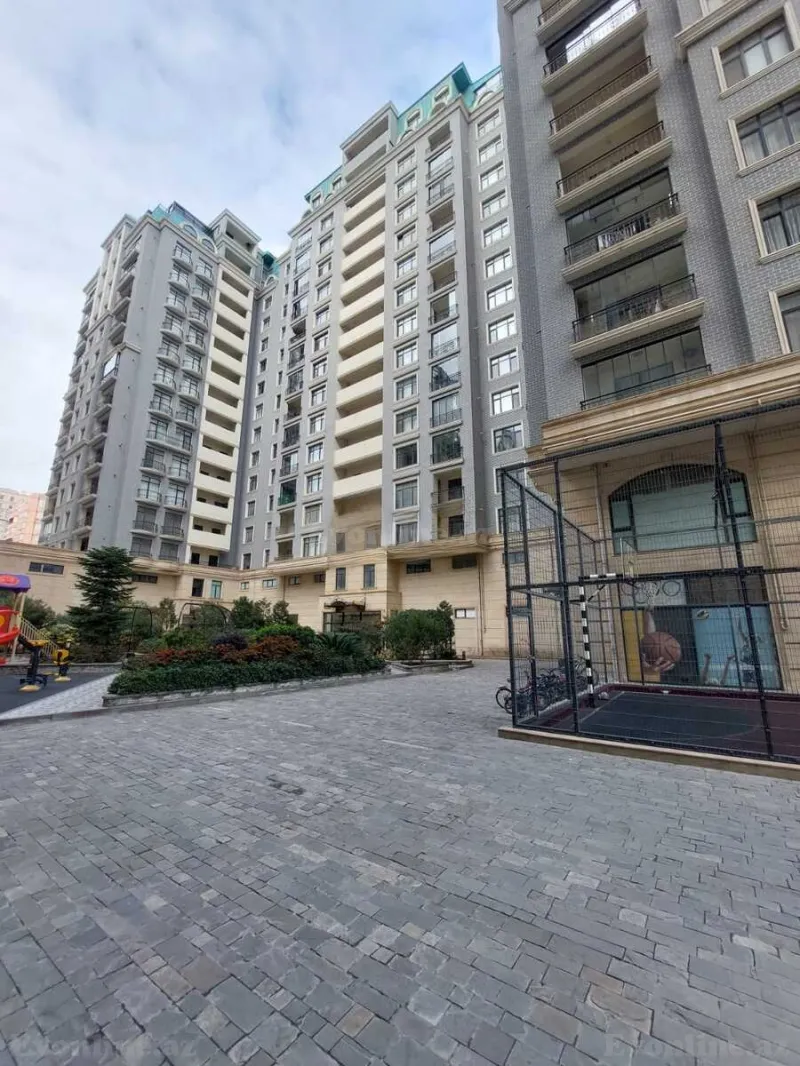 Satılır 4 otaqlı Mənzil Yeni tikili 240 m² Nəsimi r. - şəkil 3