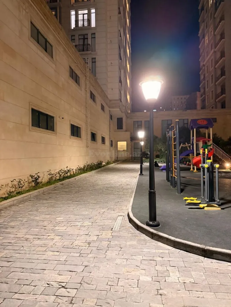 Satılır 4 otaqlı Mənzil Yeni tikili 240 m² Nəsimi r. - şəkil 4
