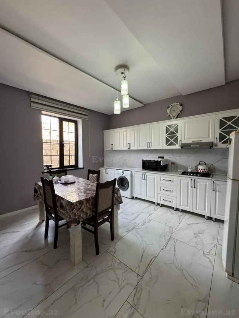 Satılır 5 otaqlı Həyət evi 220 m² Suraxanı r. - şəkil 9