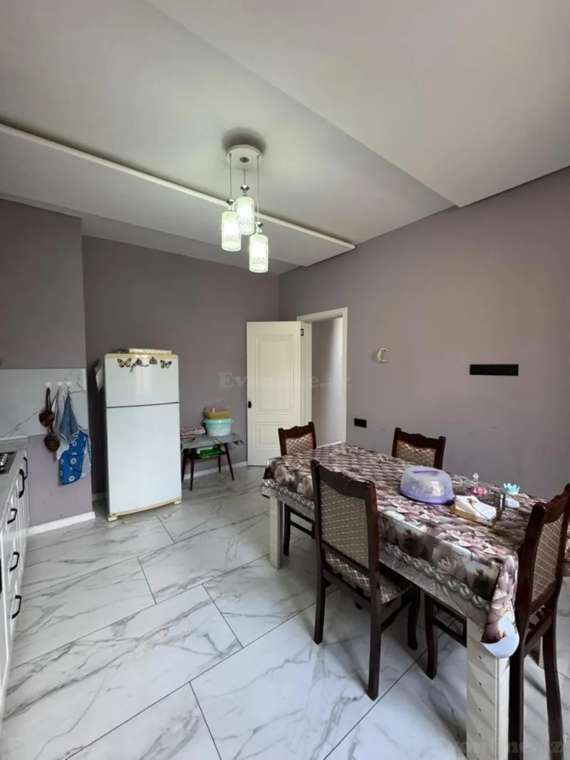 Satılır 5 otaqlı Həyət evi 220 m² Suraxanı r. - şəkil 10