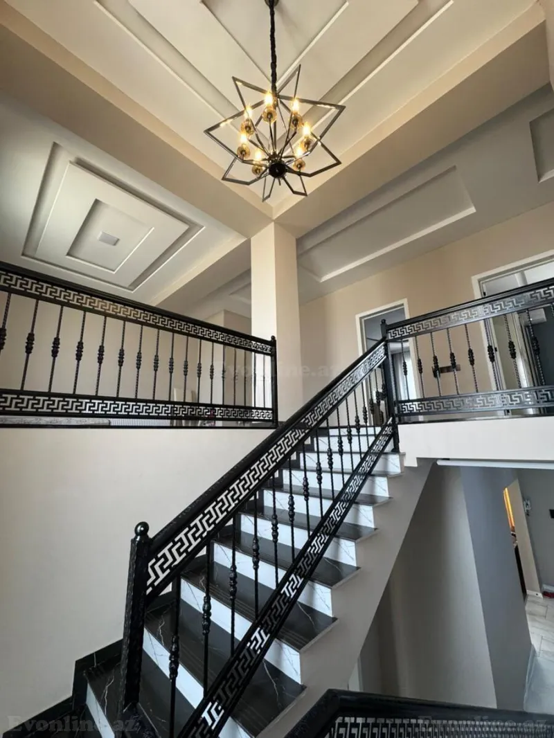 Satılır 5 otaqlı Həyət evi 220 m² Suraxanı r. - şəkil 12