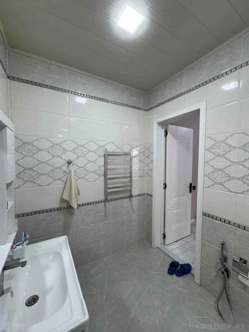 Satılır 5 otaqlı Həyət evi 220 m² Suraxanı r. - şəkil 18