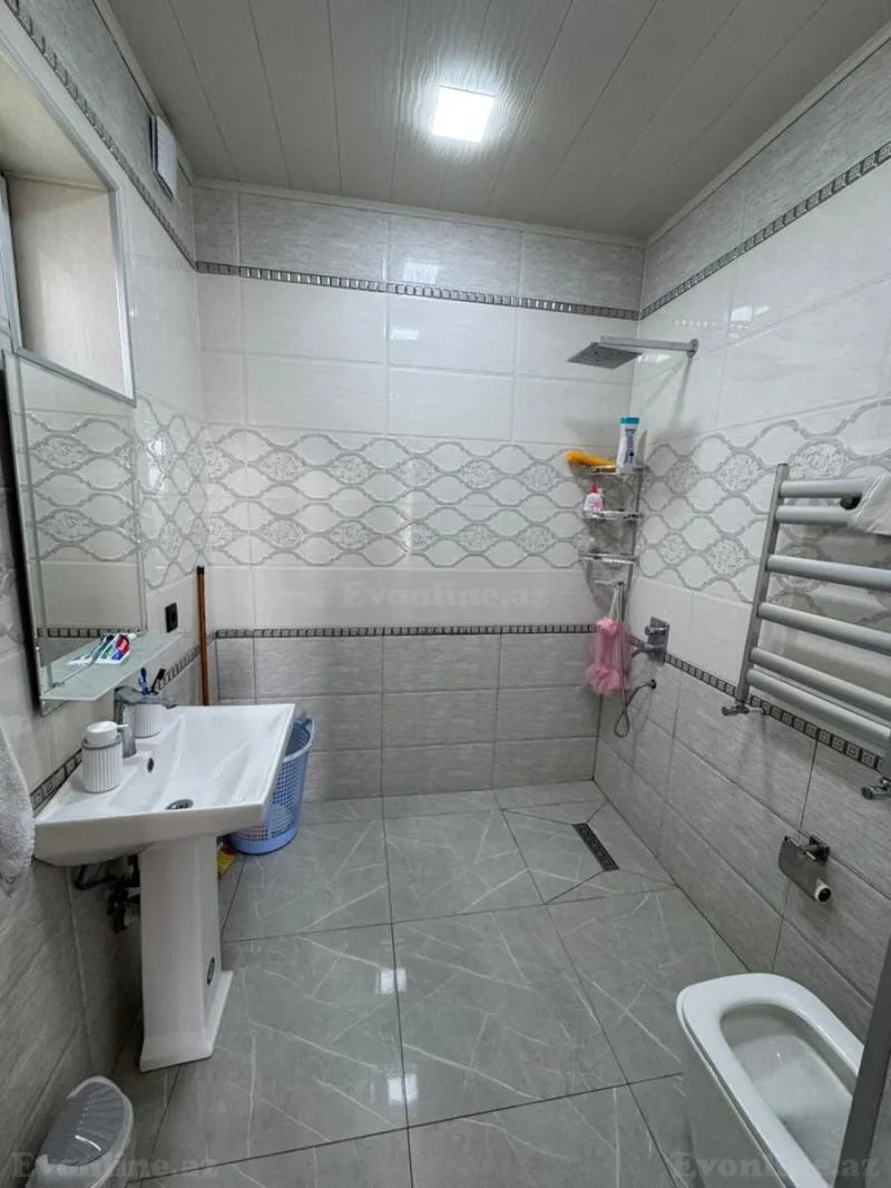 Satılır 5 otaqlı Həyət evi 220 m² Suraxanı r. - şəkil 20