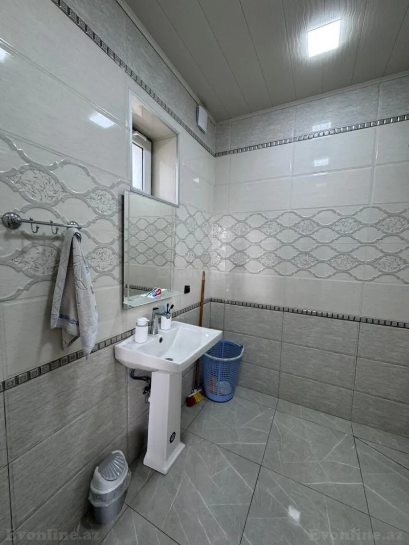 Satılır 5 otaqlı Həyət evi 220 m² Suraxanı r. - şəkil 27