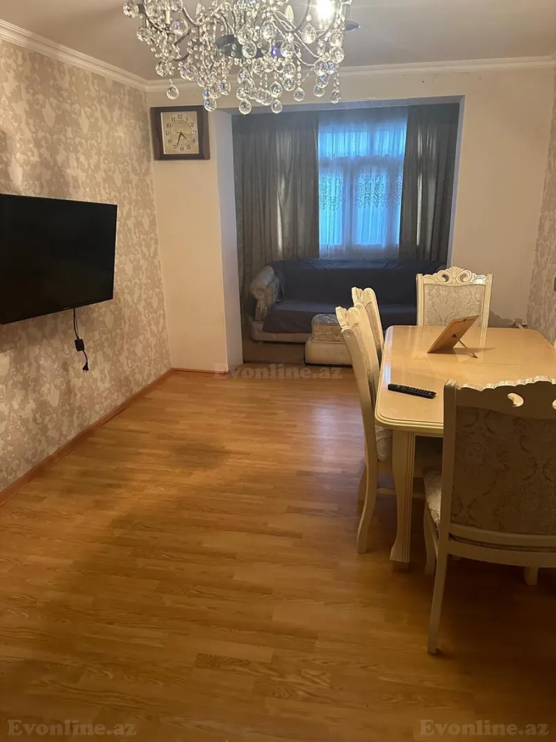 Kirayə verilir 2 otaqlı Mənzil Köhnə tikili 50 m² İnşaatçılar m.