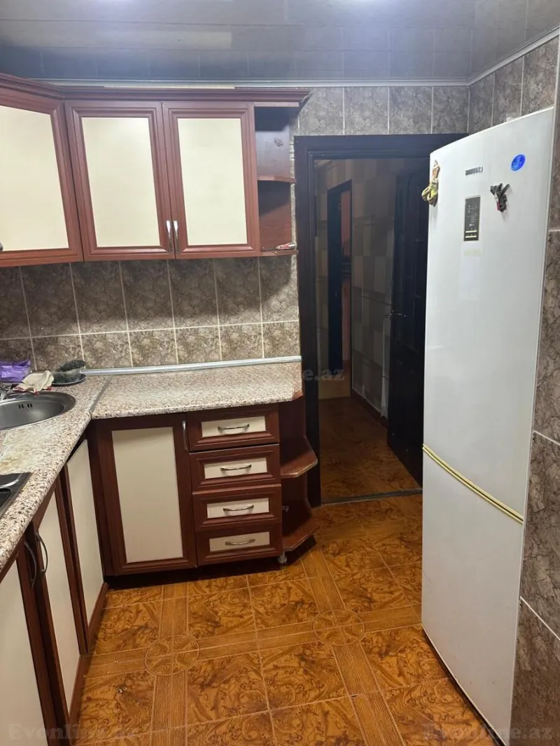 Kirayə verilir 2 otaqlı Mənzil Köhnə tikili 50 m² İnşaatçılar m. - şəkil 5