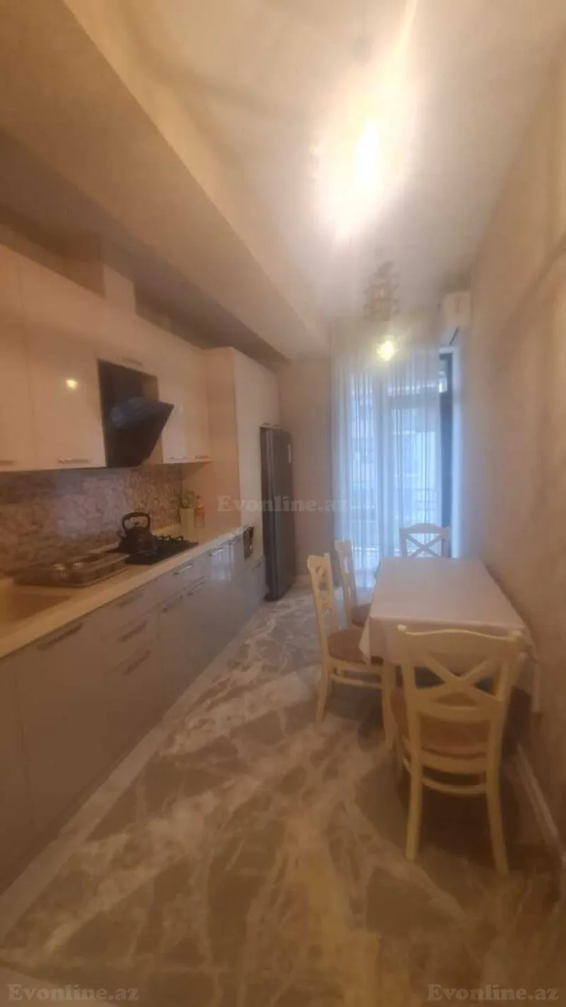Kirayə verilir 2 otaqlı Mənzil Yeni tikili 80 m² 28 May m.