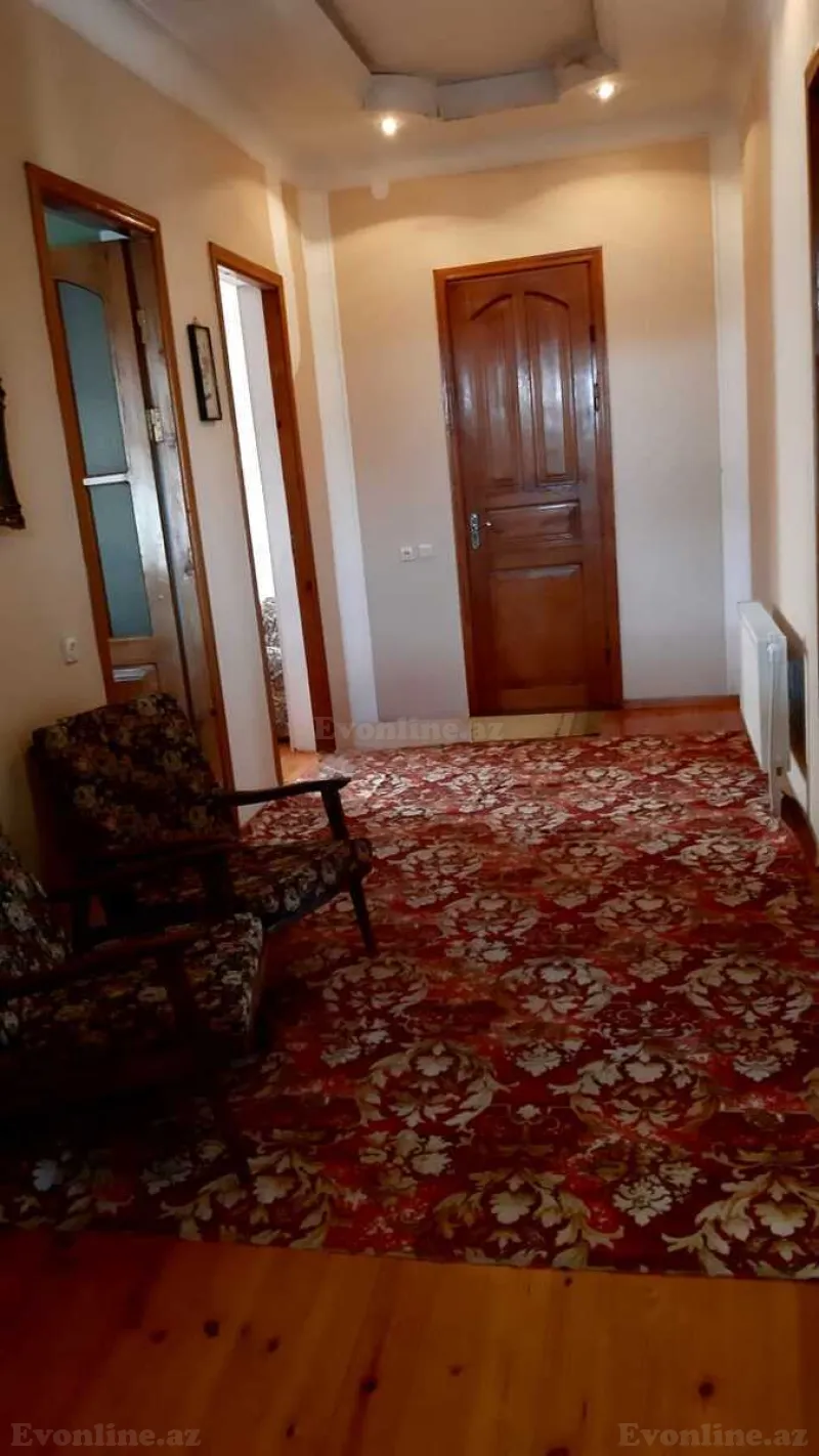 3 otaqlı Həyət evi 120 m² Binəqədi r. Kirayə verilir
