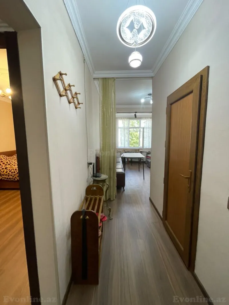 Kirayə verilir 2 otaqlı Mənzil Köhnə tikili 60 m² Yasamal r. - şəkil 14