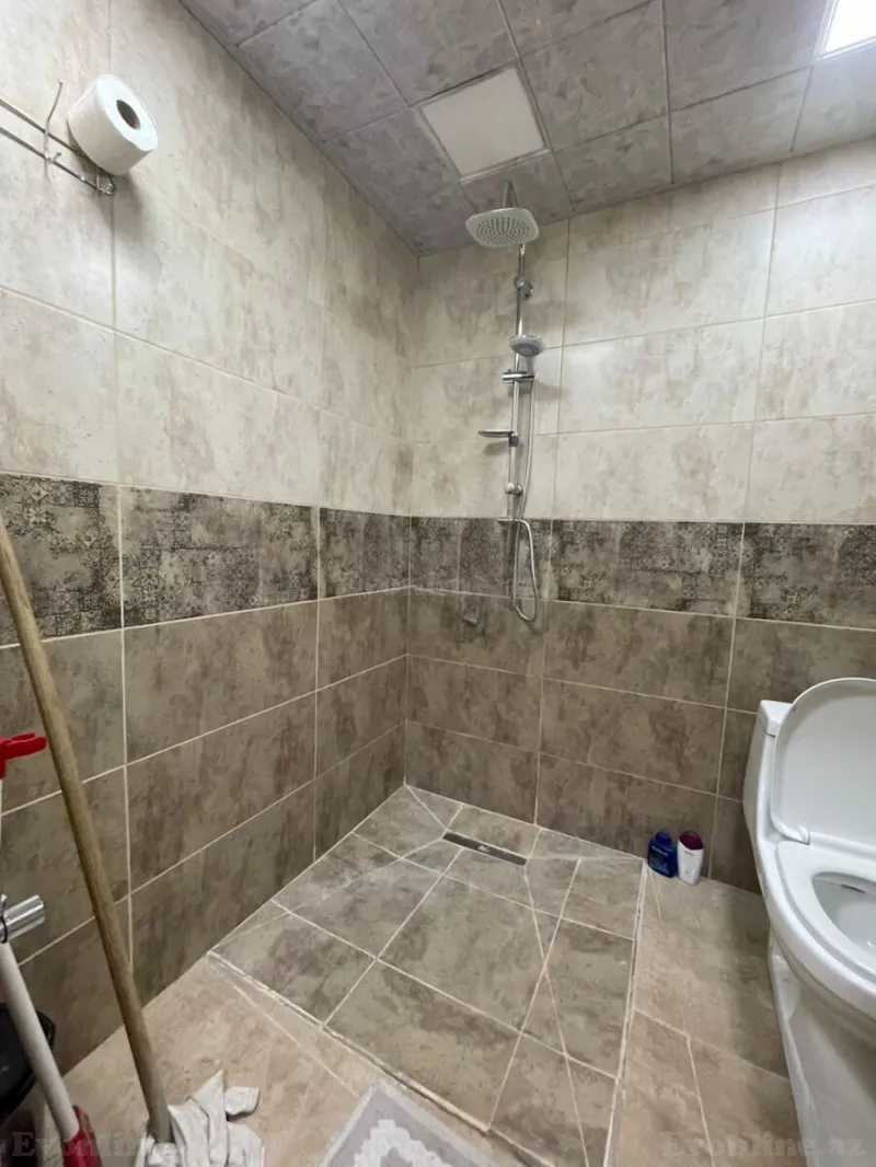Kirayə verilir 2 otaqlı Mənzil Köhnə tikili 60 m² Yasamal r. - şəkil 19