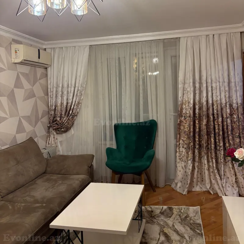 Satılır 1 otaqlı Mənzil Köhnə tikili 40 m² 8 Noyabr m. - şəkil 2