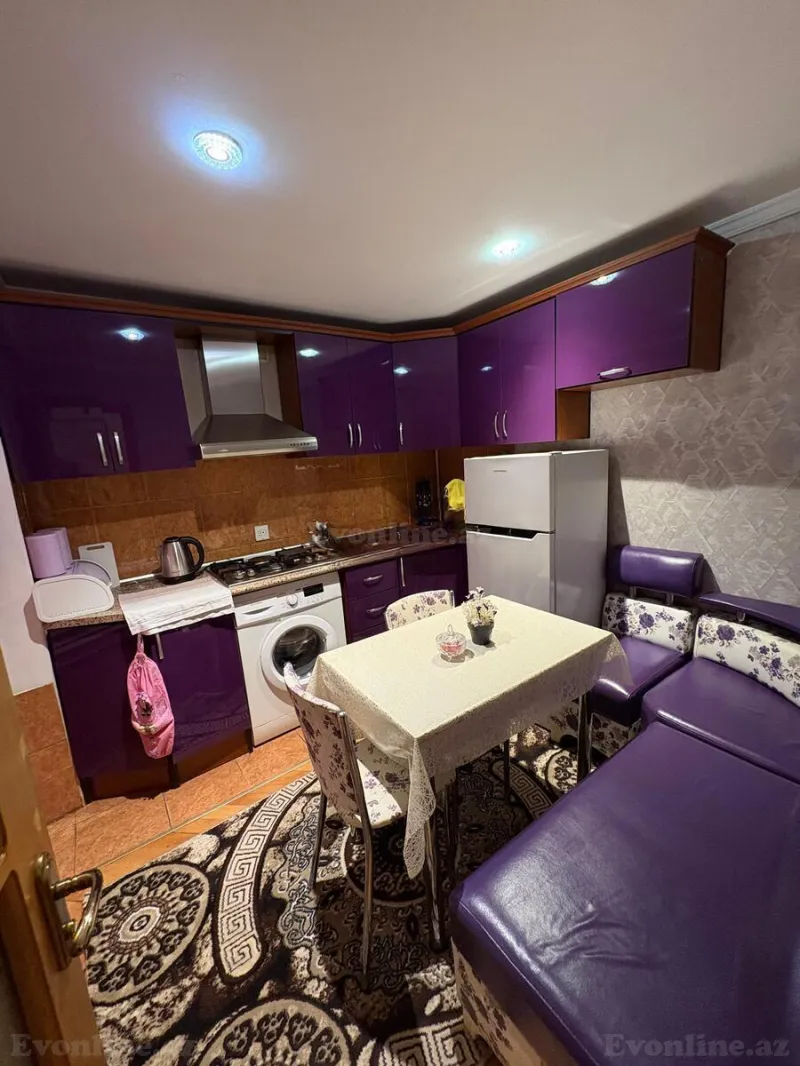 Satılır 1 otaqlı Mənzil Köhnə tikili 40 m² 8 Noyabr m. - şəkil 4