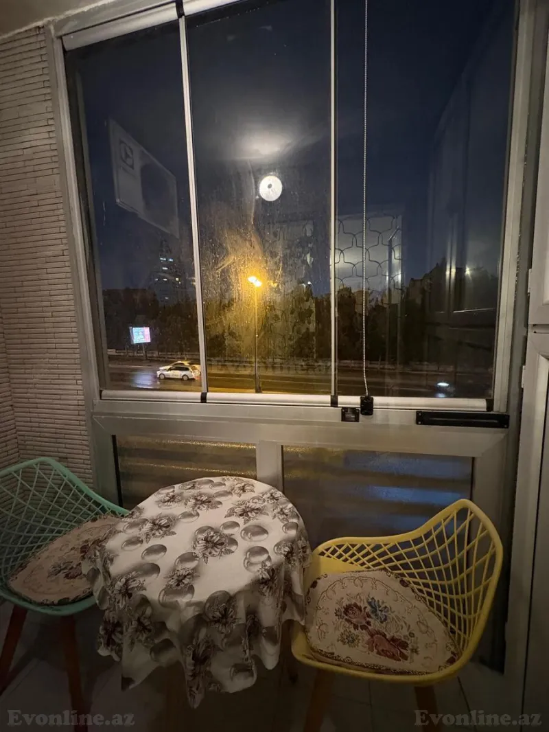 Satılır 1 otaqlı Mənzil Köhnə tikili 40 m² 8 Noyabr m. - şəkil 6