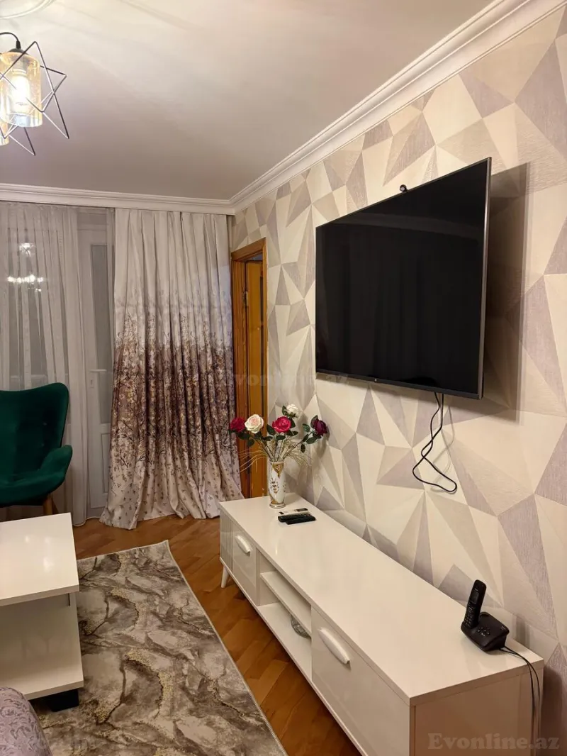 Satılır 1 otaqlı Mənzil Köhnə tikili 40 m² 8 Noyabr m. - şəkil 14