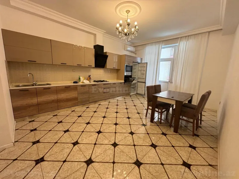 Kirayə verilir 3 otaqlı Mənzil Yeni tikili 140 m² Xətai r. - şəkil 8