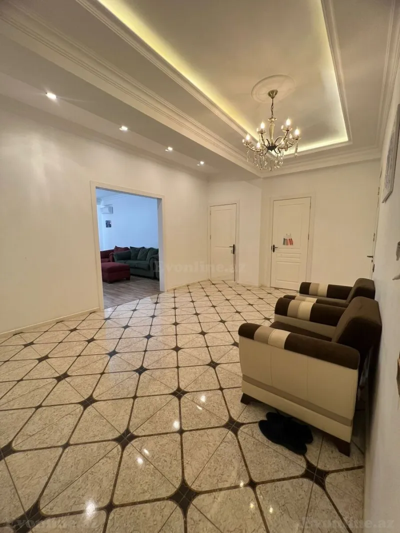 Kirayə verilir 3 otaqlı Mənzil Yeni tikili 140 m² Xətai r. - şəkil 14