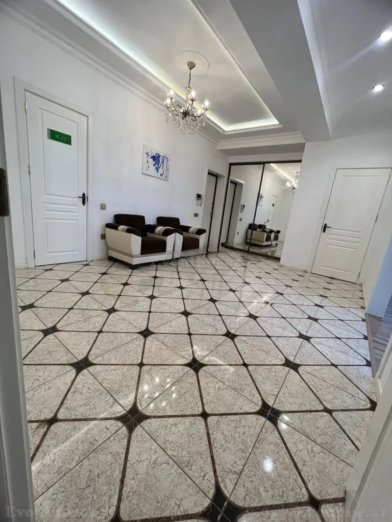 Kirayə verilir 3 otaqlı Mənzil Yeni tikili 140 m² Xətai r. - şəkil 15